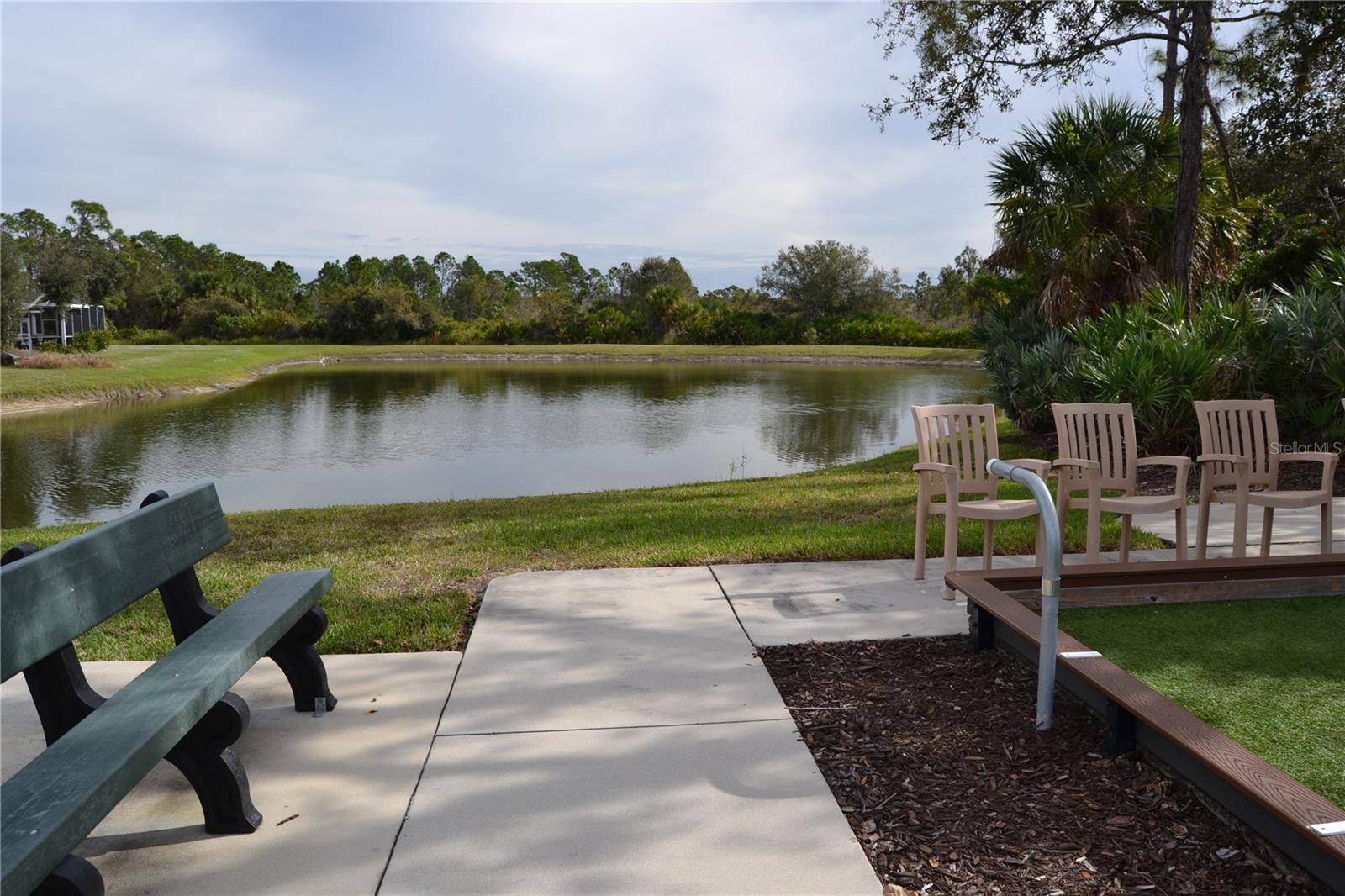TOWNS AT LAKESIDE - Residential