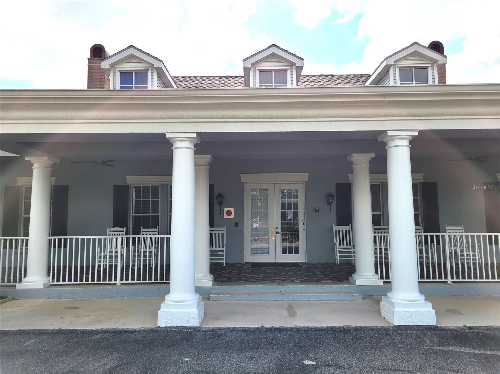 TOWNS AT LAKESIDE - Residential