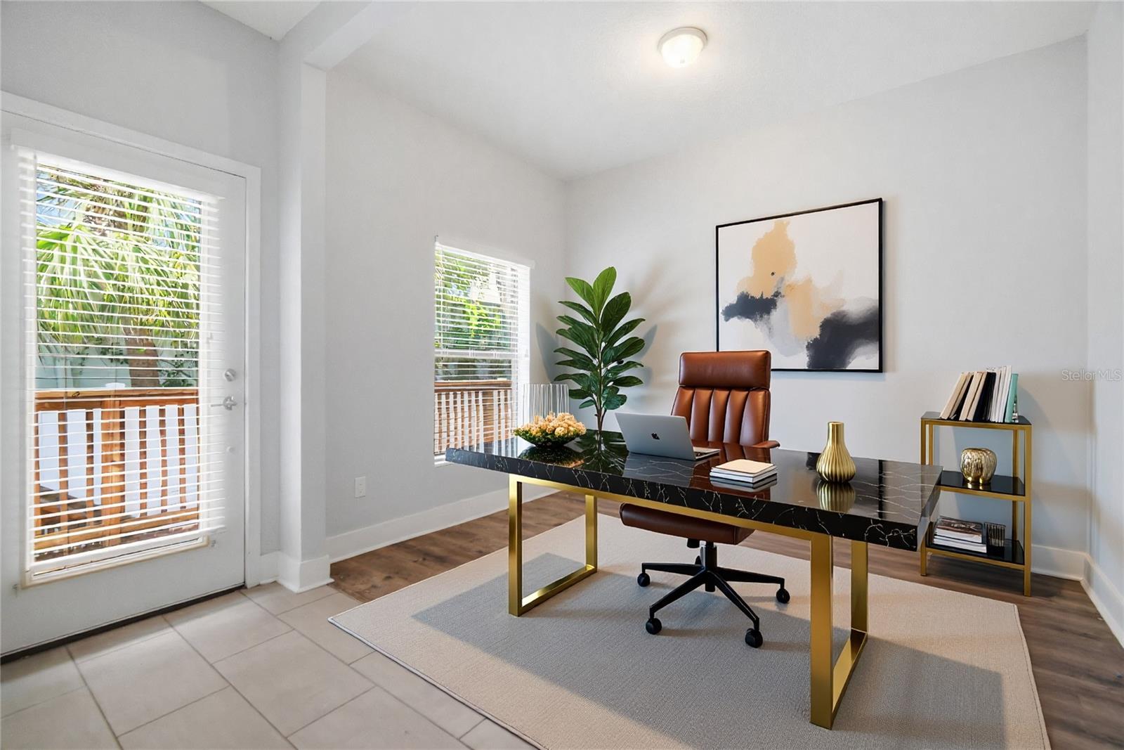 SOUTH WESTSHORE TWNHMS - Residential