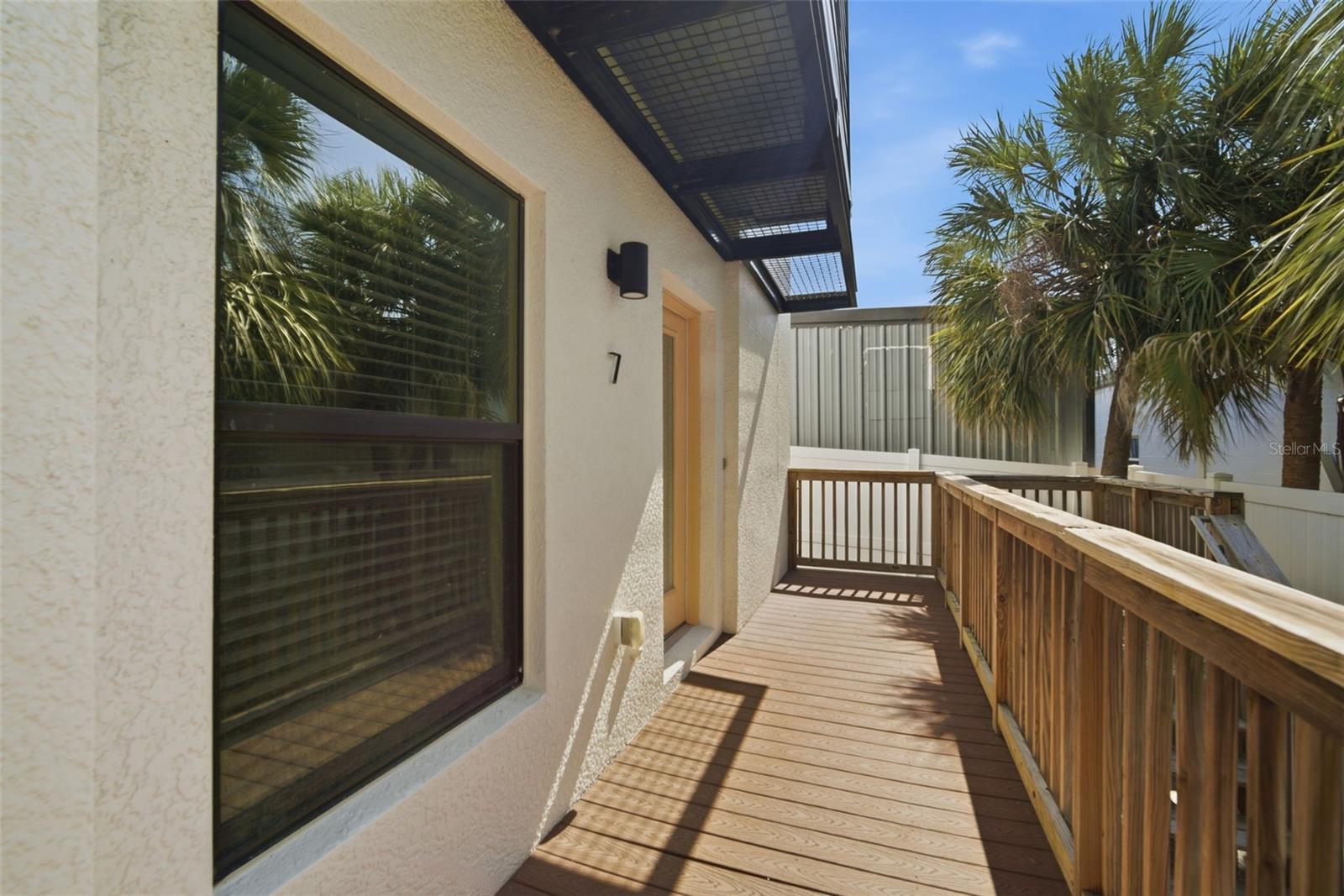 SOUTH WESTSHORE TWNHMS - Residential