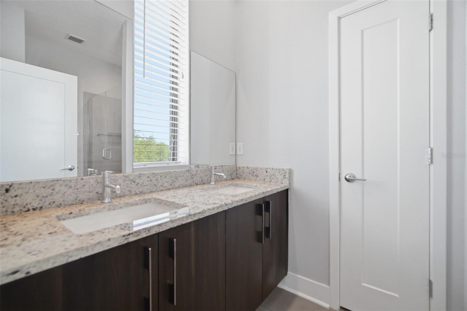 SOUTH WESTSHORE TWNHMS - Residential