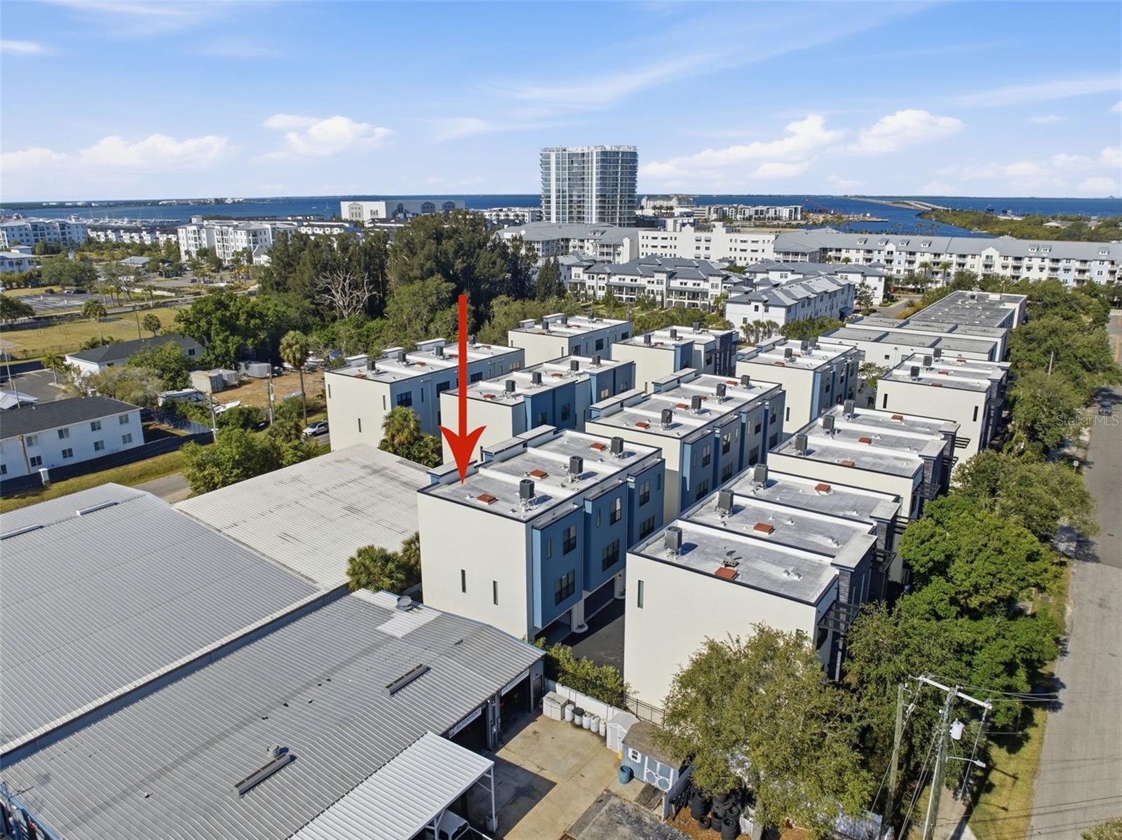 SOUTH WESTSHORE TWNHMS - Residential