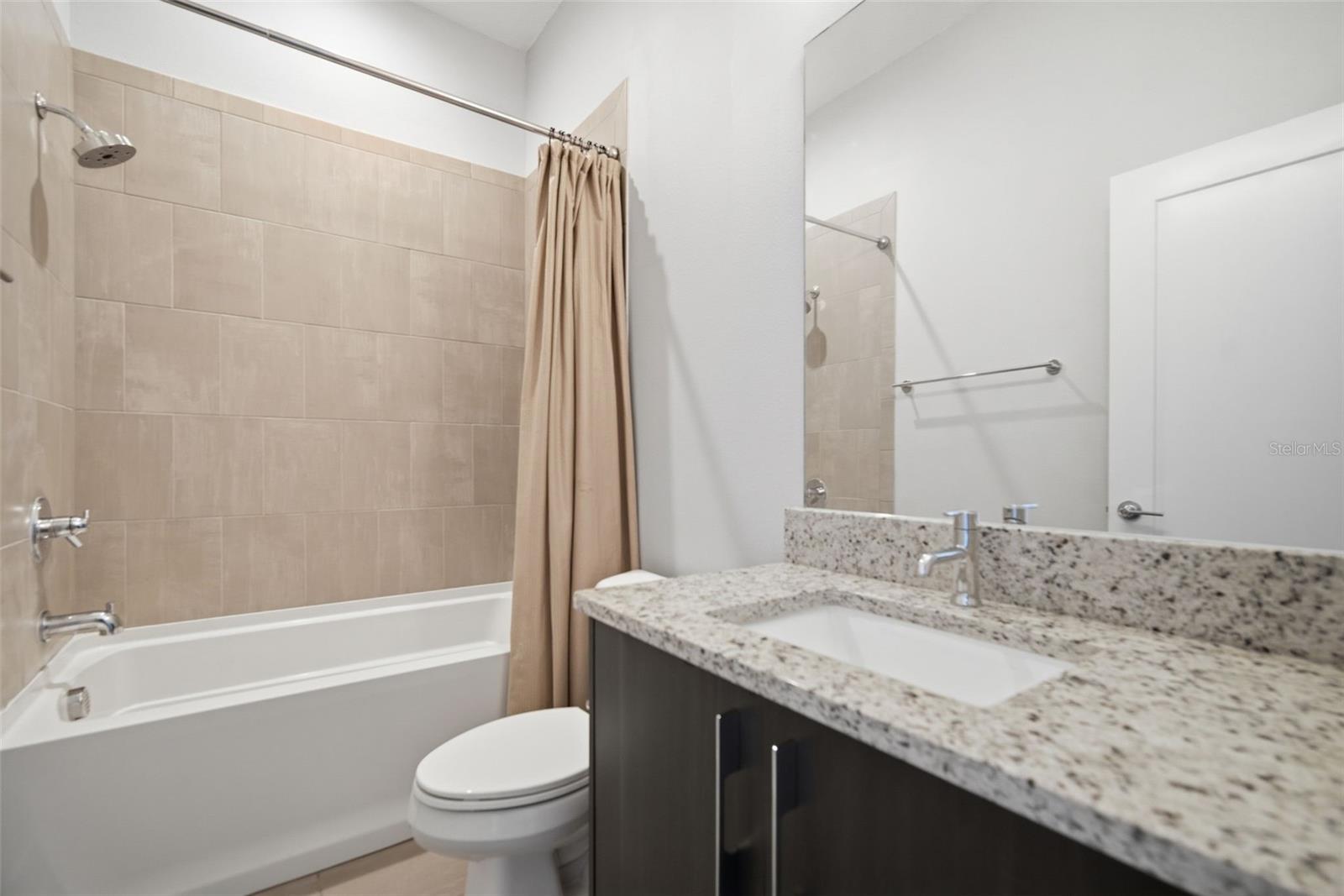 SOUTH WESTSHORE TWNHMS - Residential