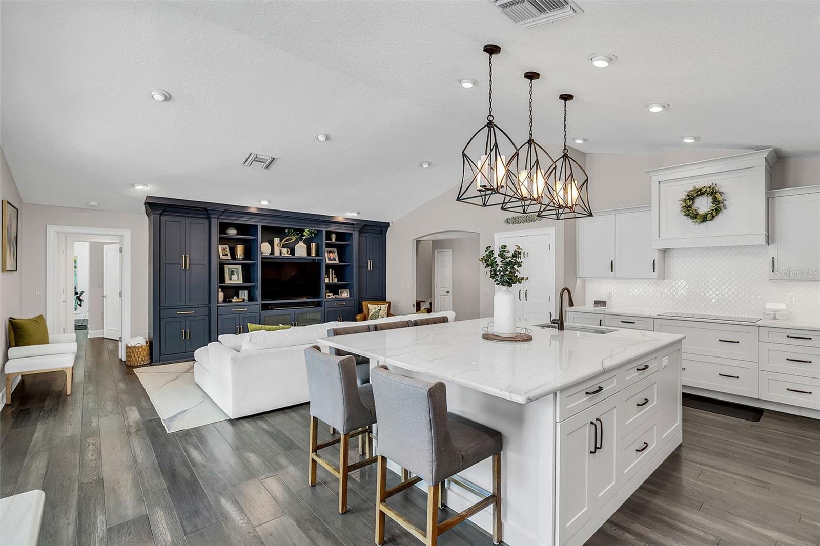 TUSCANY PLACE 1ST ADD - Residential