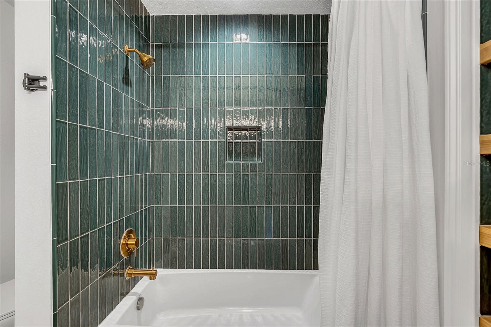 TUSCANY PLACE 1ST ADD - Residential