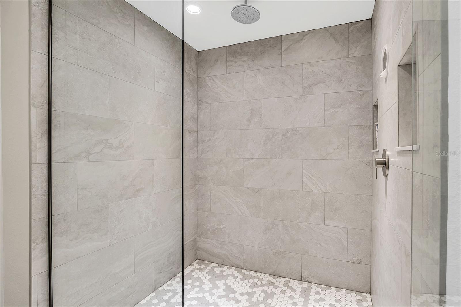 TUSCANY PLACE 1ST ADD - Residential