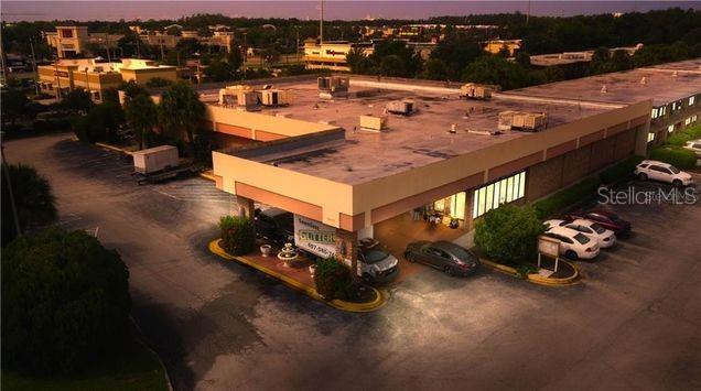 SANDLAKE COURTYARDS CONDO 5901/3515 - Residential