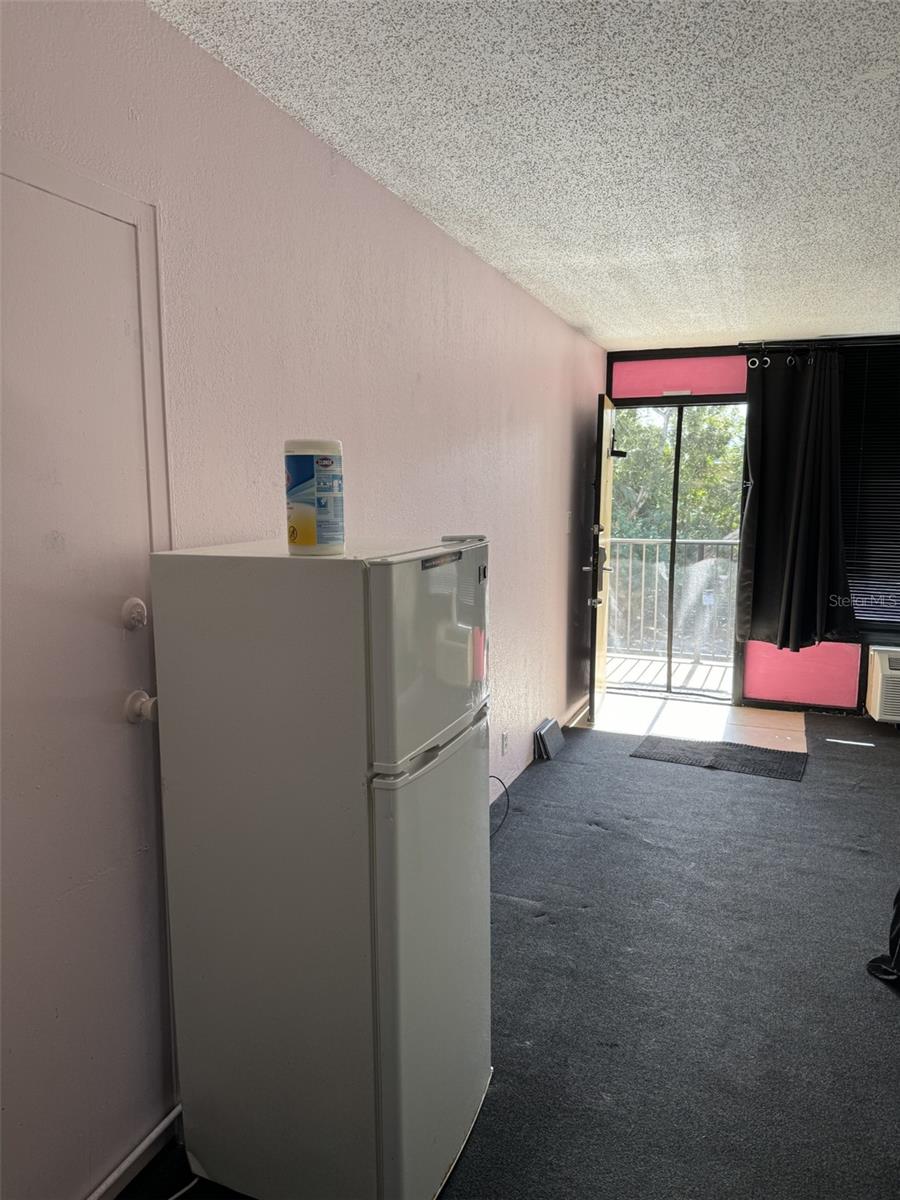 SANDLAKE COURTYARDS CONDO 5901/3515 - Residential