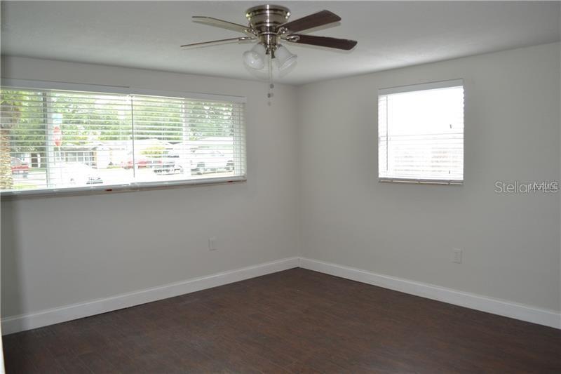 HOLIDAY GARDENS ESTATES - Residential Lease
