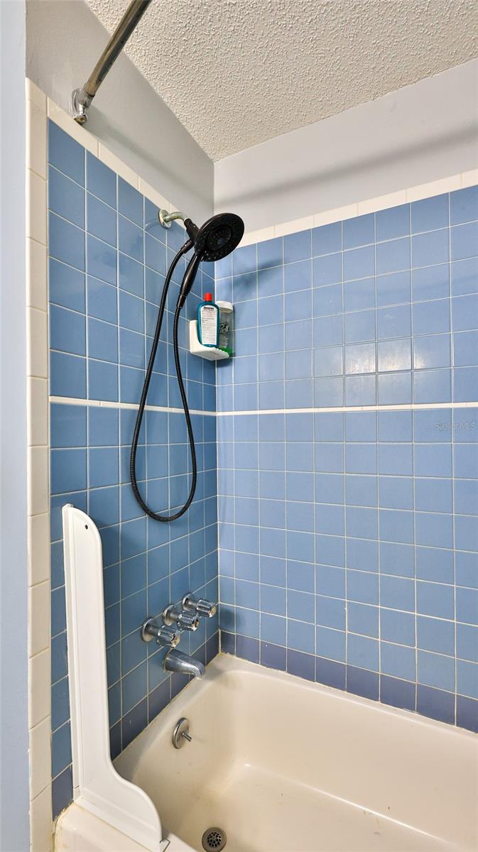 POINTER 01 - Residential