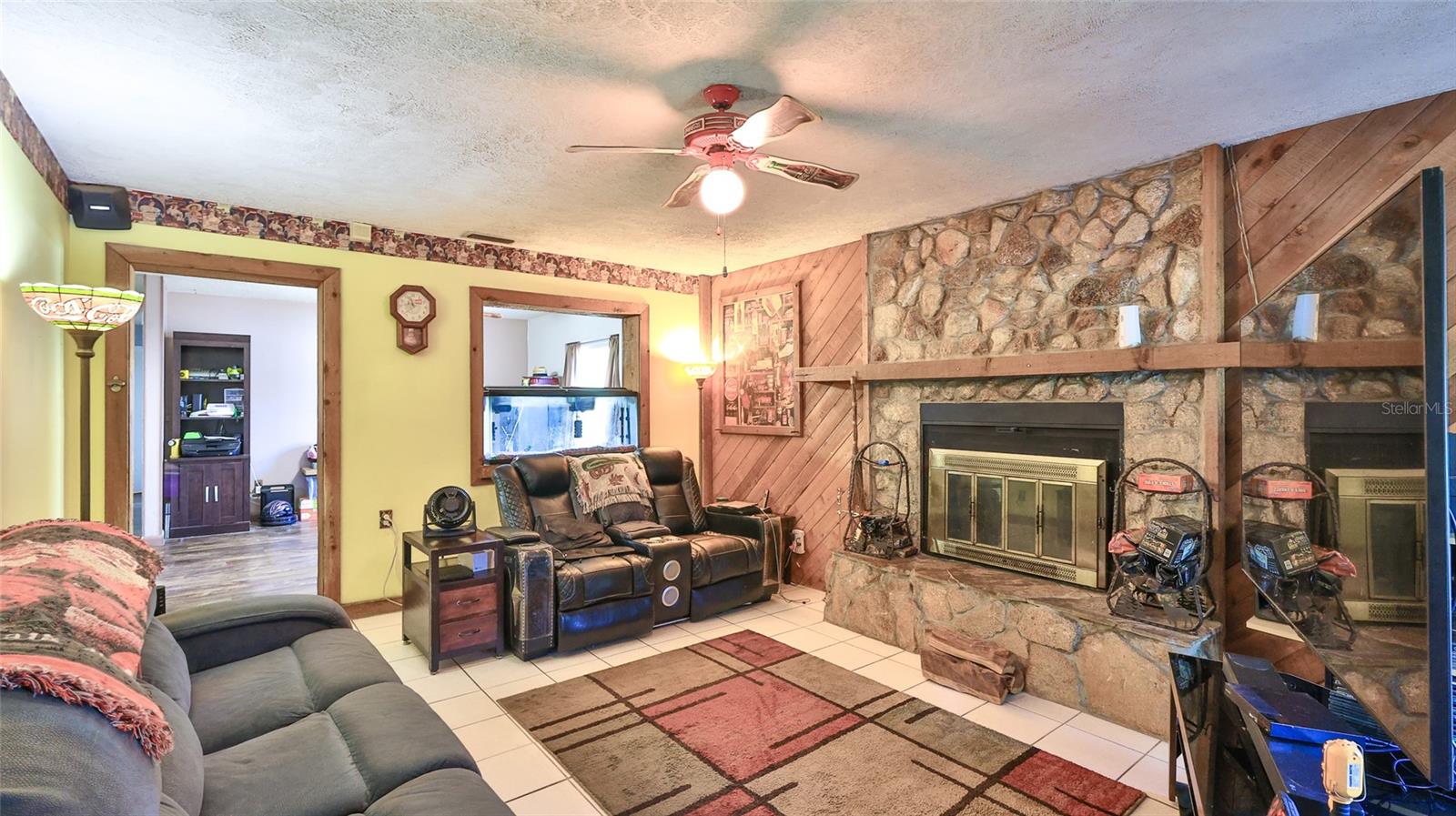 428 PERDITA AVENUE