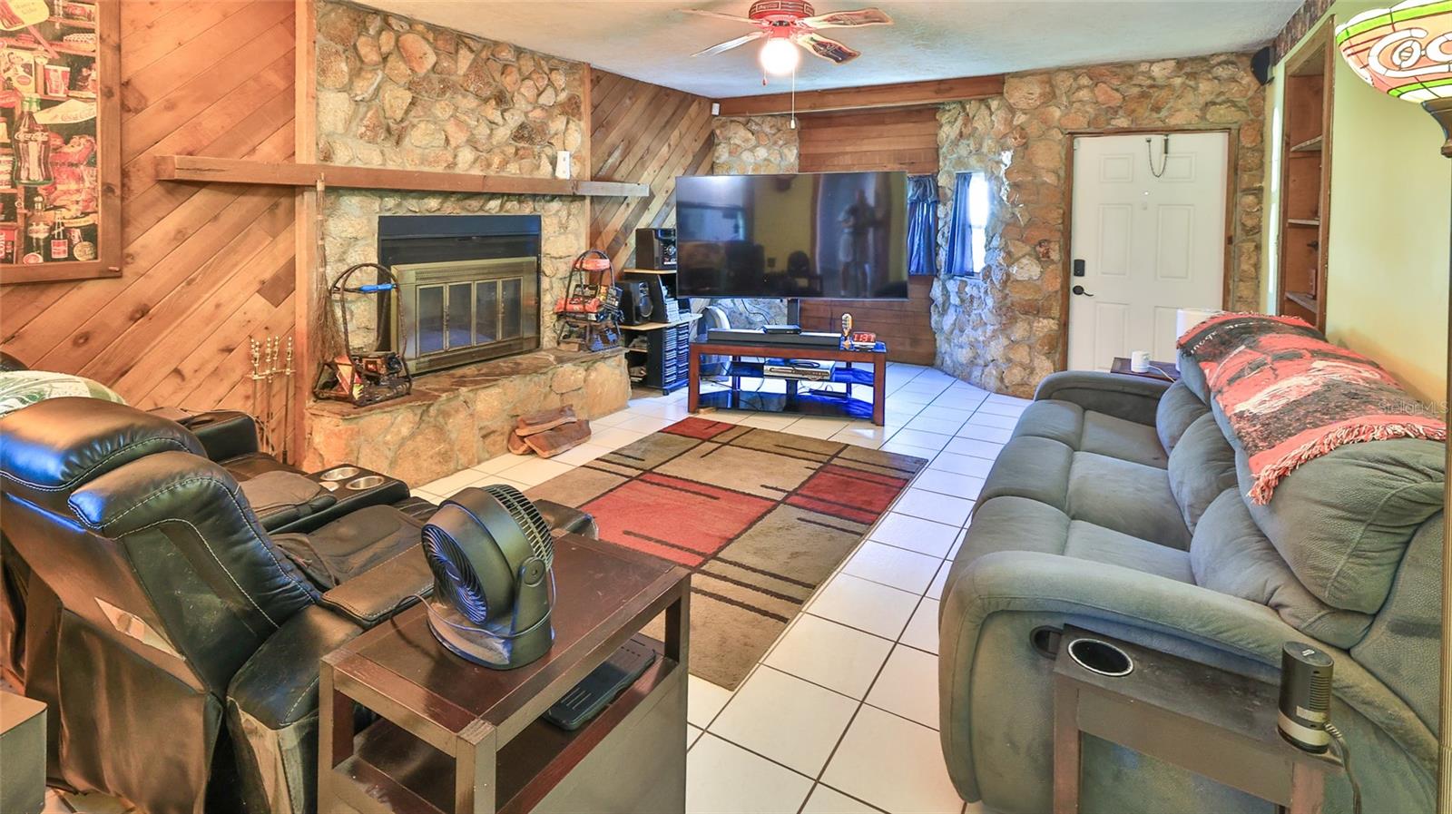428 PERDITA AVENUE