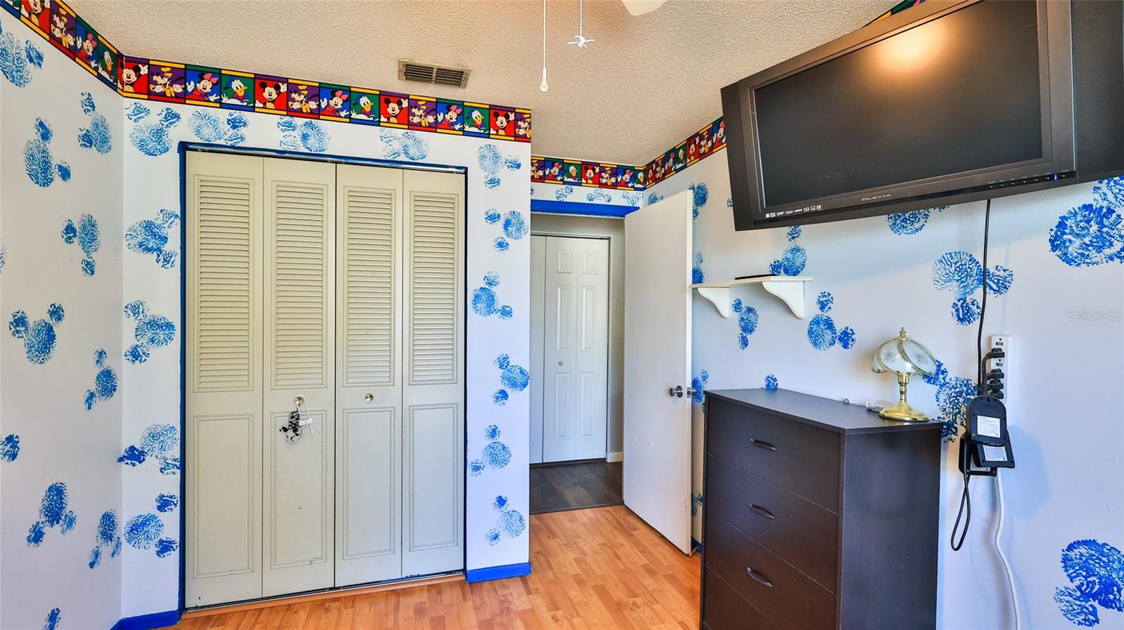 POINTER 01 - Residential