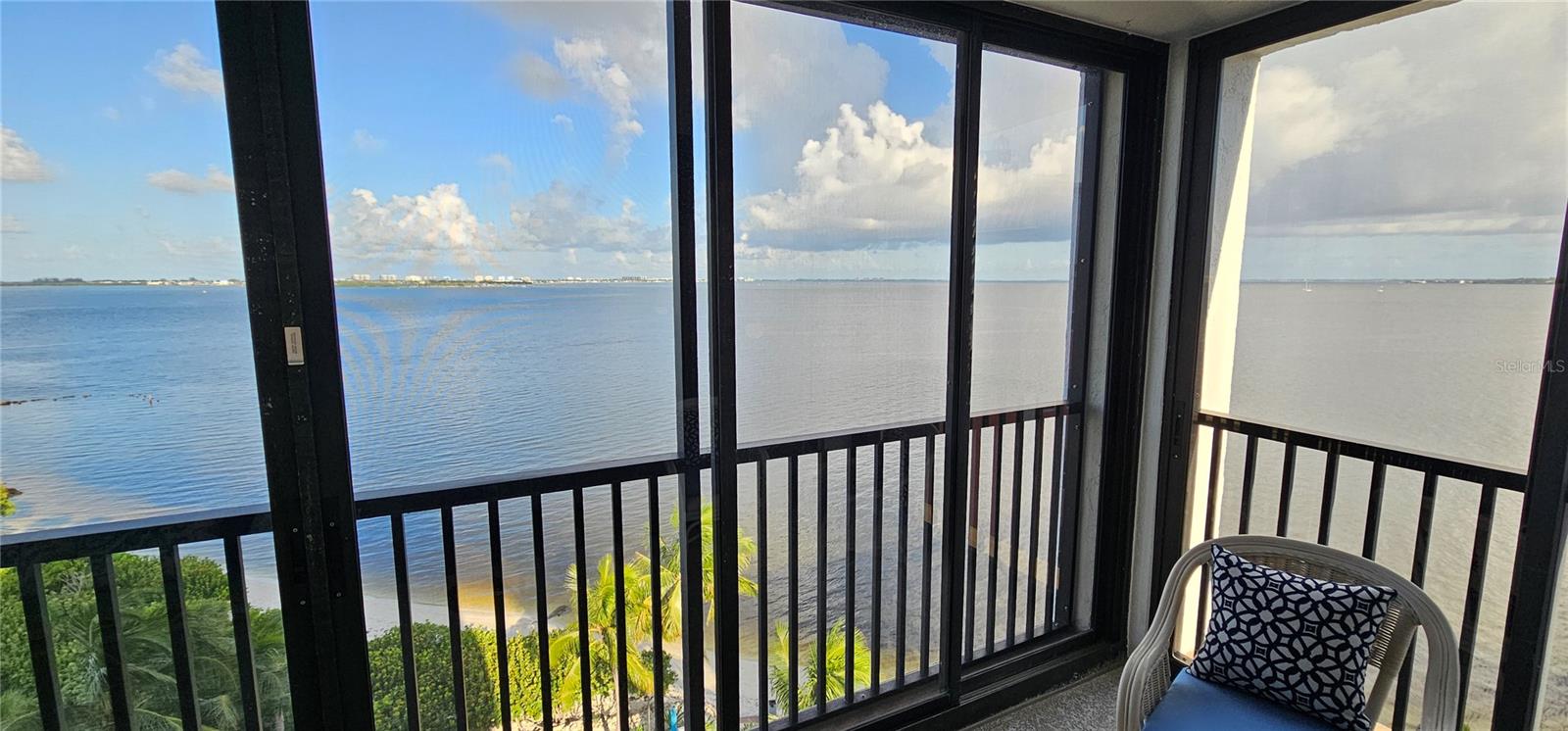 Downtown Sarasota Sunset Towers - Short-Term Vacation Rental
This fully furnished, turnkey 6th-floor unit boasts high-end furnishings with a thoughtfully designed, relaxed atmosphere. Enjoy stunning panoramic views of Sarasota Bay and the Ringling Bridge from the expansive patio, visible from the living room, master bedroom, and guest bedroom. King size bed in Master bedroom, queen in guest bedroom. 65" new smart TV (not pictured) in living room. Electricity (up to $150), water/sewer/trash, Wi-Fi and basic cable are included in rent. 13% sales and tourism taxes apply for any rental less than 6 months. Exit cleaning is at tenants expense. HOA application is $150 (subject to change)
Amenities include a saltwater heated pool overlooking Sarasota Bay, a sun deck with grills and outdoor dining, a fitness center, and private beach access. Best of all, it's just a short walk to all that downtown Sarasota has to offer: the Farmers Market, Marina Jacks restaurant & park, Whole Foods, library, and a variety of shopping, dining, and entertainment options. St. Armand's Circle and Lido Beach are just 2.4 miles away, easily reachable by walking, bike ride, or quick car trip.
Experience vibrant city life with easy access to nature’s beauty. One covered parking space is included. Sorry, pets are not allowed. Don't miss out on this exceptional rental opportunity!