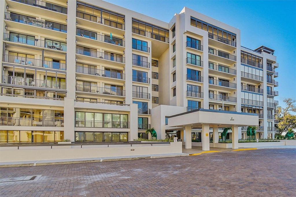 Photo of 6 Belleview Boulevard #801, Belleair, FL 33756 (MLS # TB8467770)