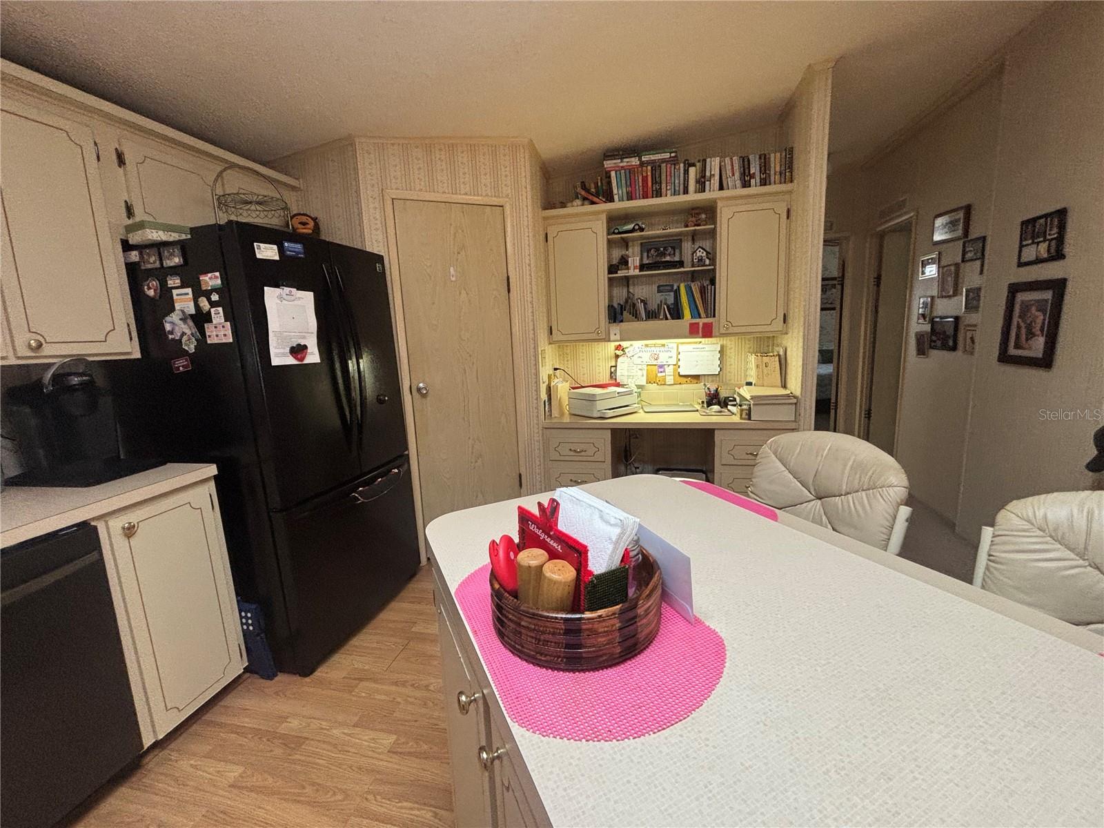 ZELLWOOD STATION - Residential