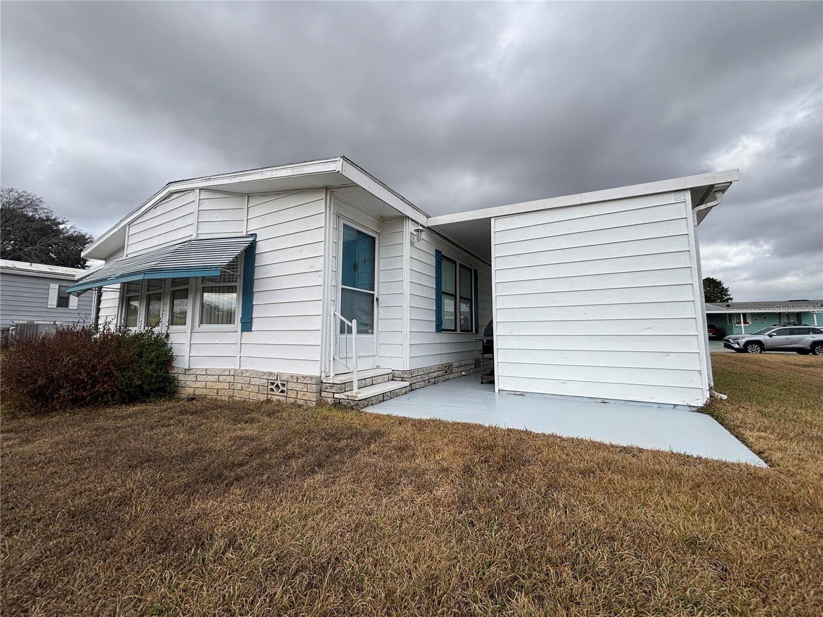 ZELLWOOD STATION - Residential