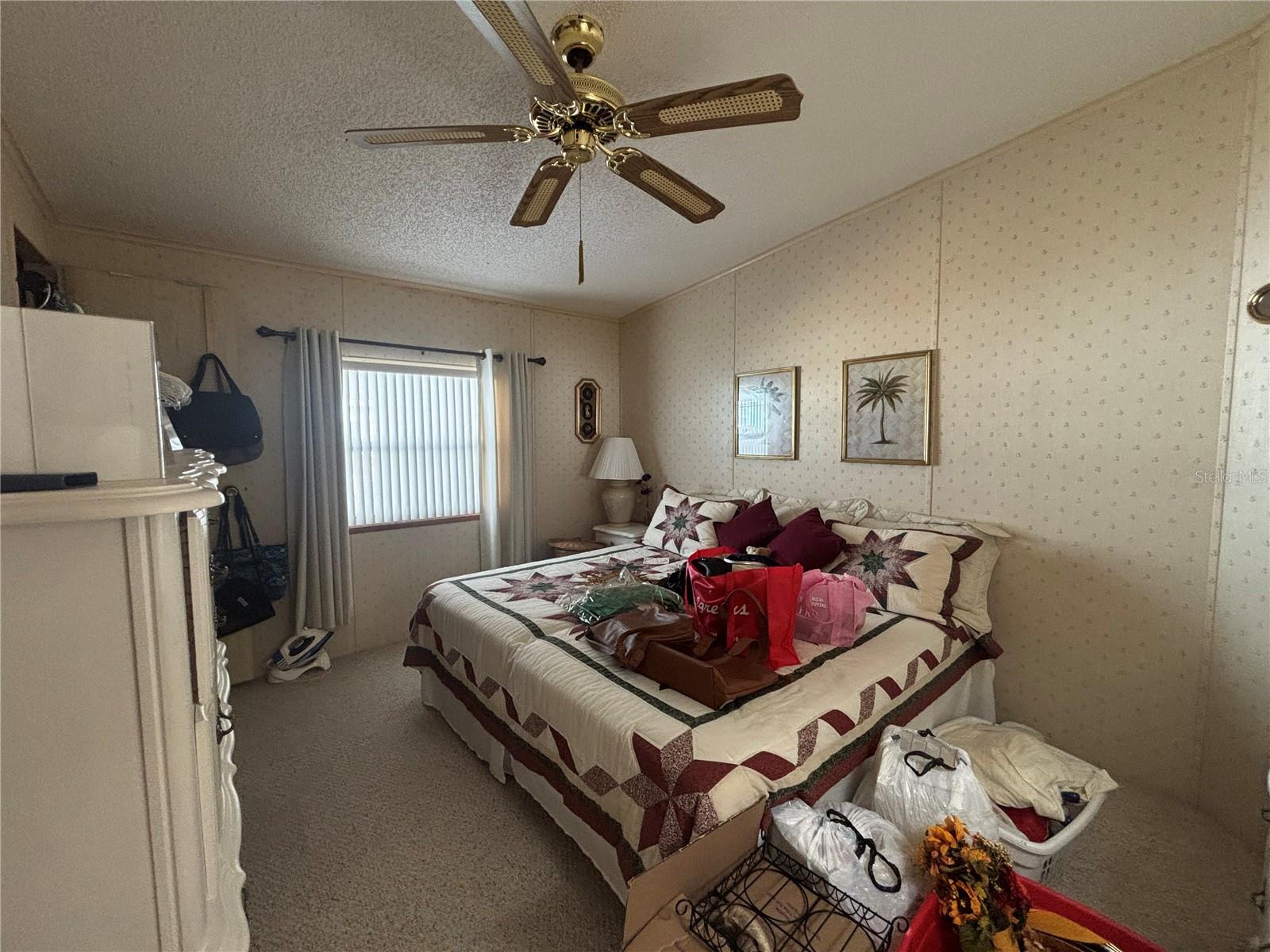 ZELLWOOD STATION - Residential