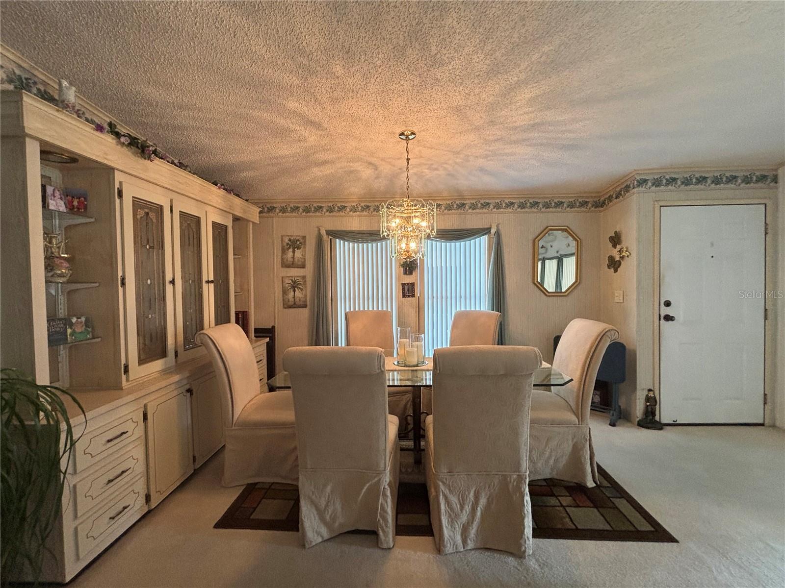 ZELLWOOD STATION - Residential