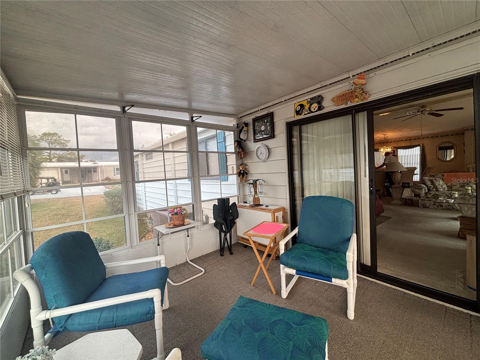 ZELLWOOD STATION - Residential