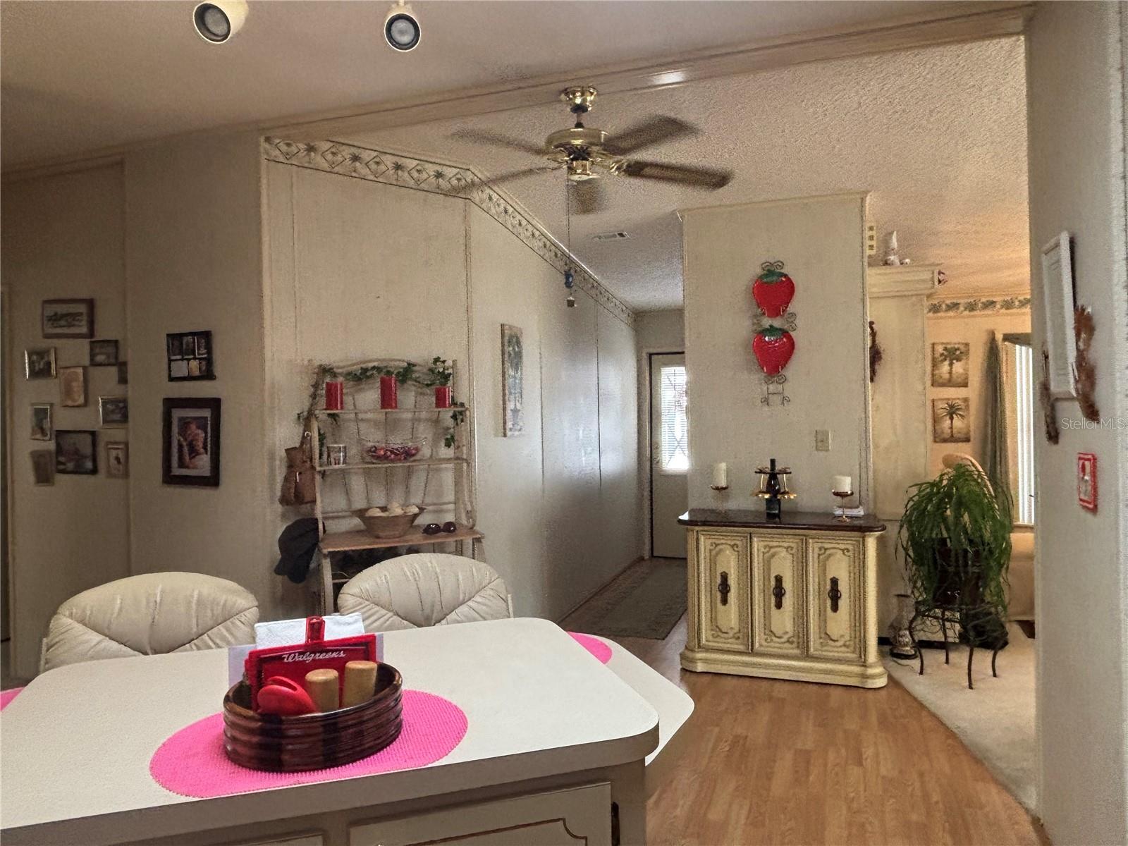 ZELLWOOD STATION - Residential