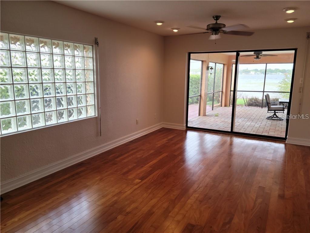 LAKESIDE ESTATES UNIT ONE - Residential Lease