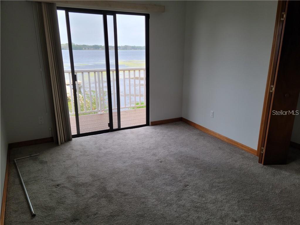 LAKESIDE ESTATES UNIT ONE - Residential Lease