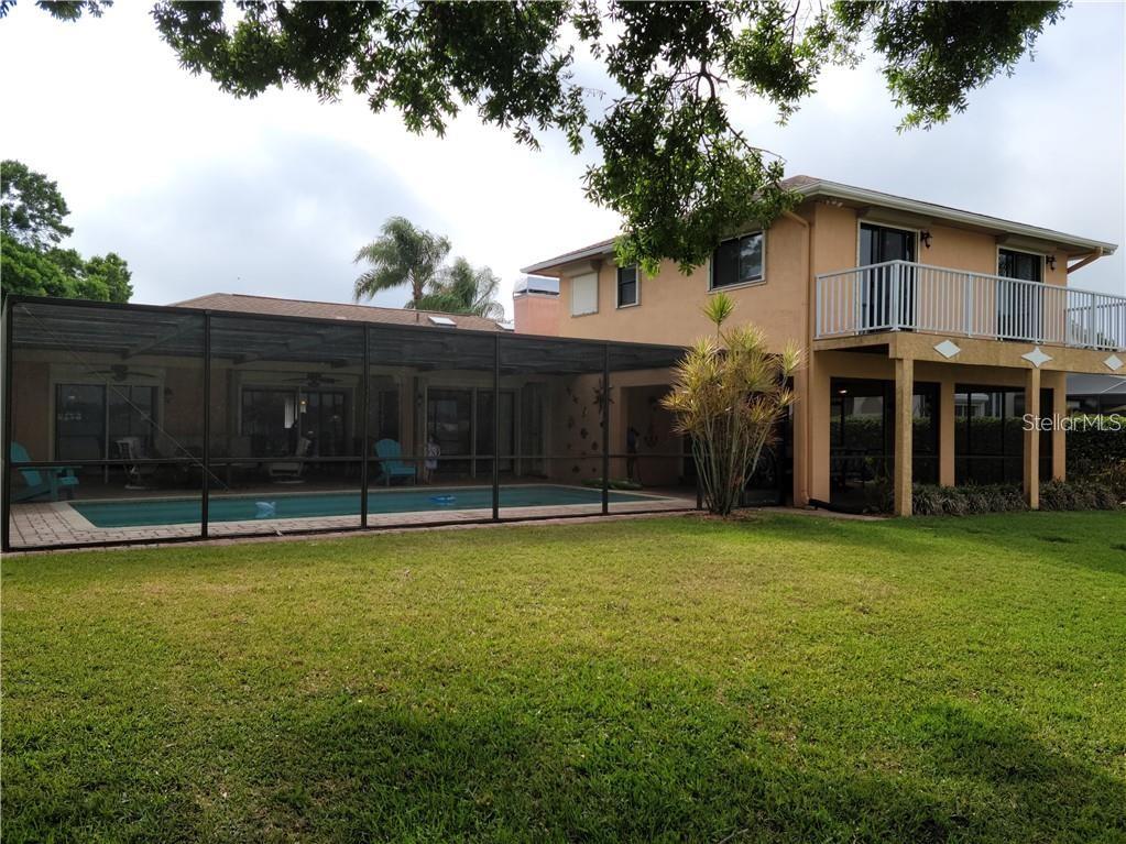 LAKESIDE ESTATES UNIT ONE - Residential Lease