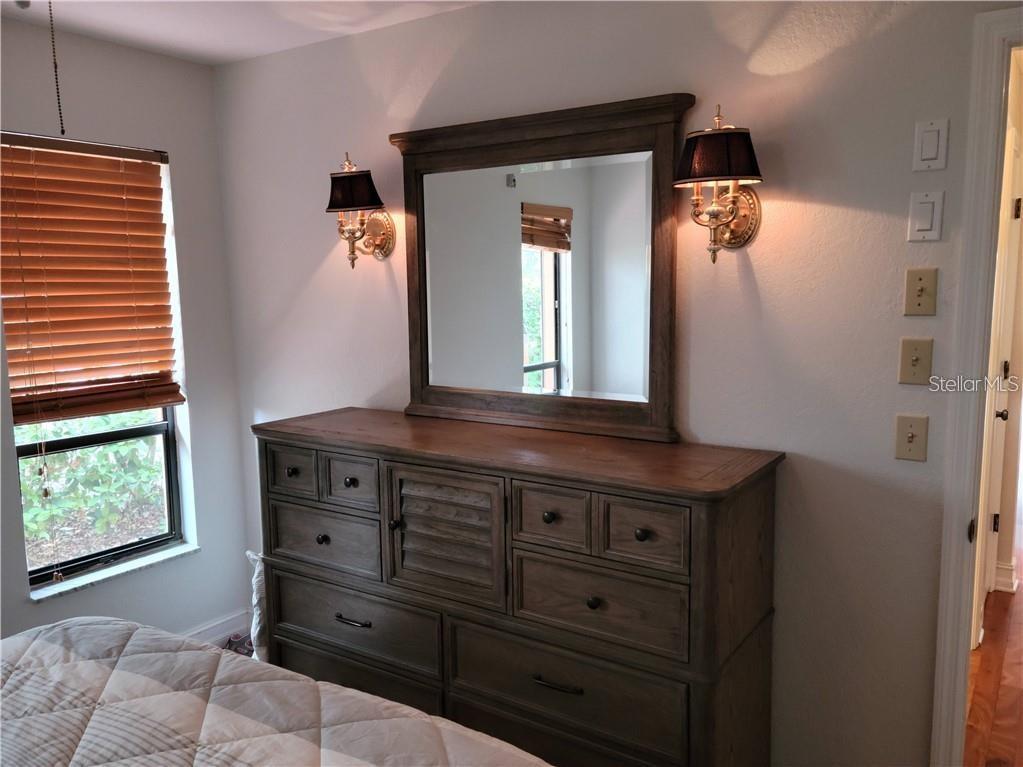 LAKESIDE ESTATES UNIT ONE - Residential Lease