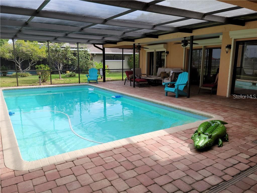 LAKESIDE ESTATES UNIT ONE - Residential Lease