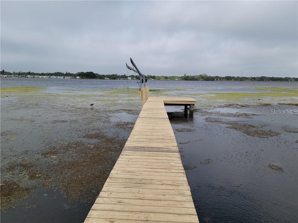 LAKESIDE ESTATES UNIT ONE - Residential Lease