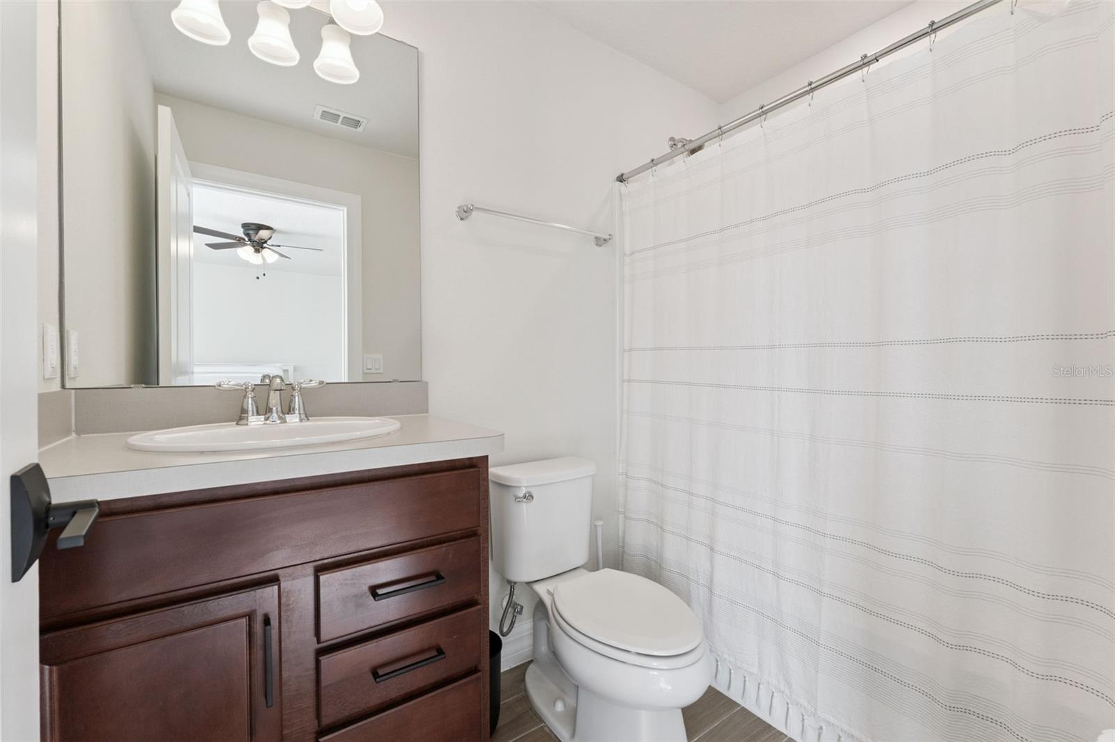 VISTA RESERVE PH 1 - Residential