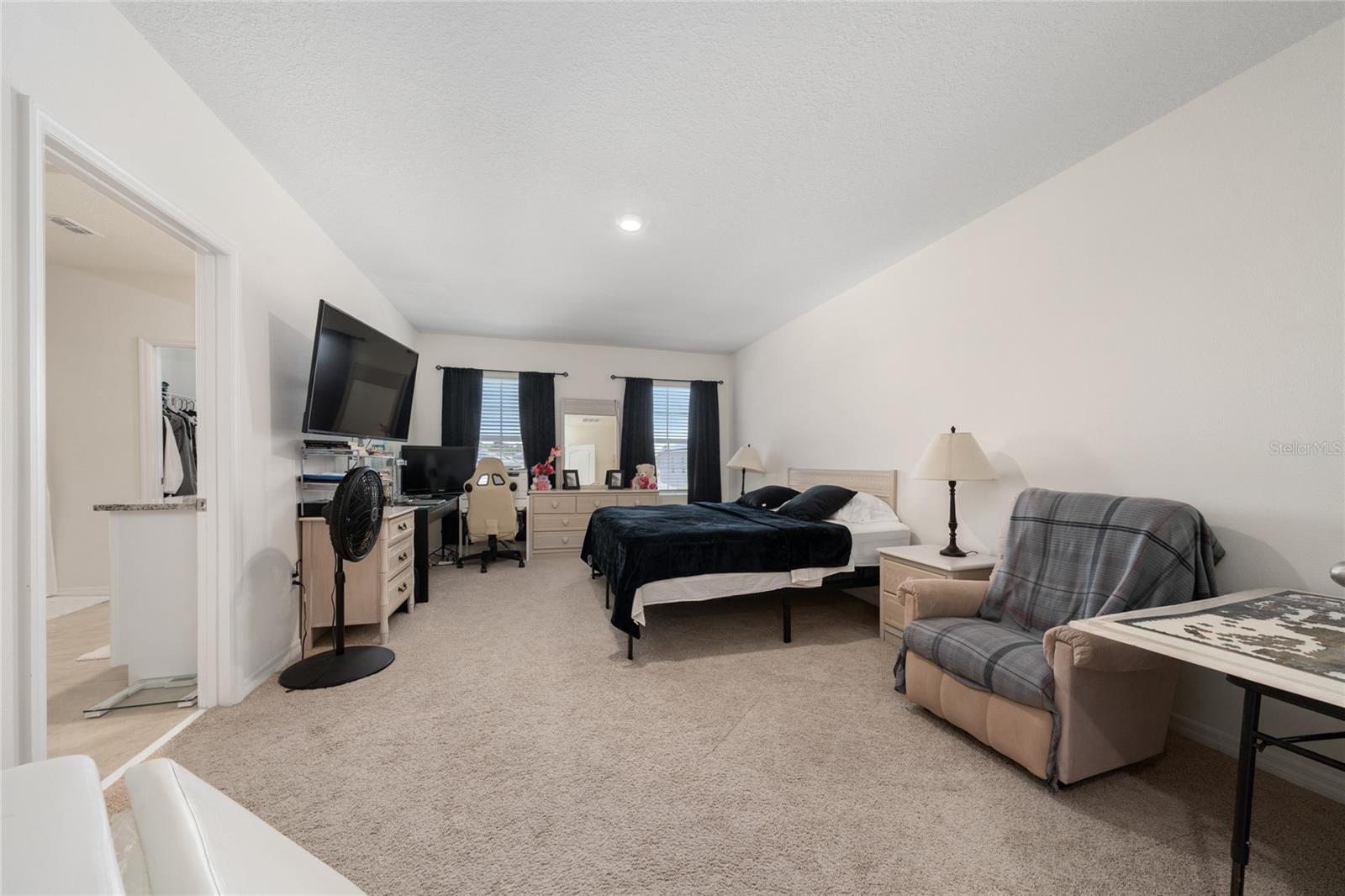 CASCADES PH 2 - Residential