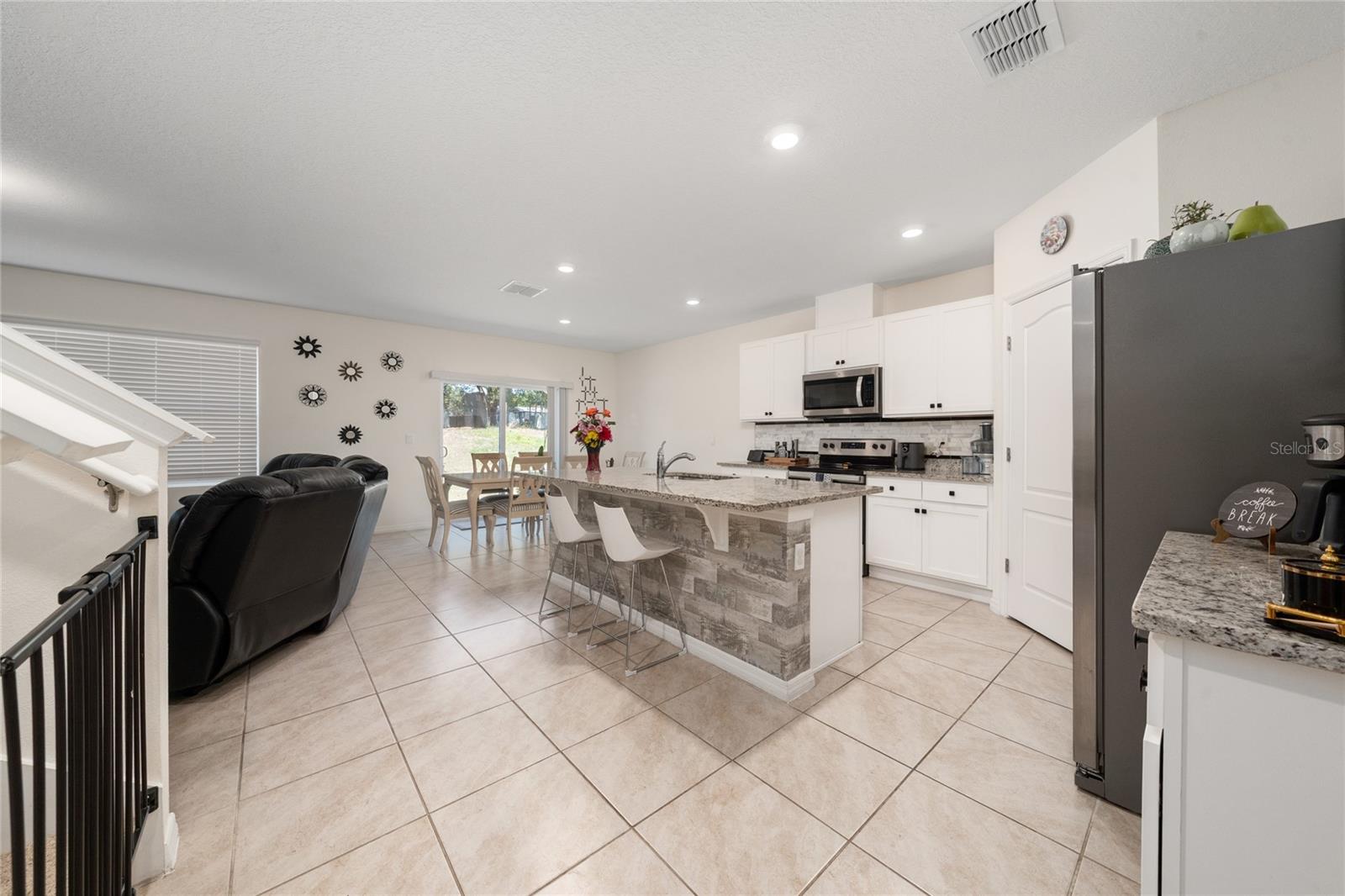 CASCADES PH 2 - Residential