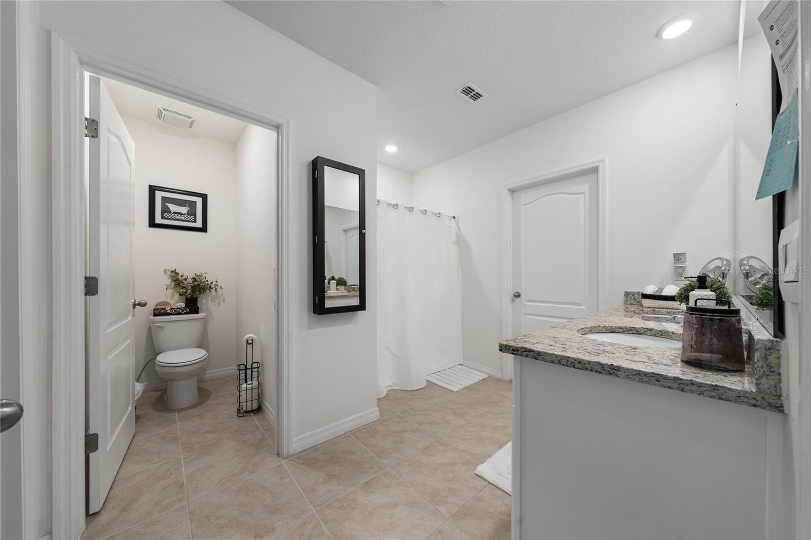 CASCADES PH 2 - Residential