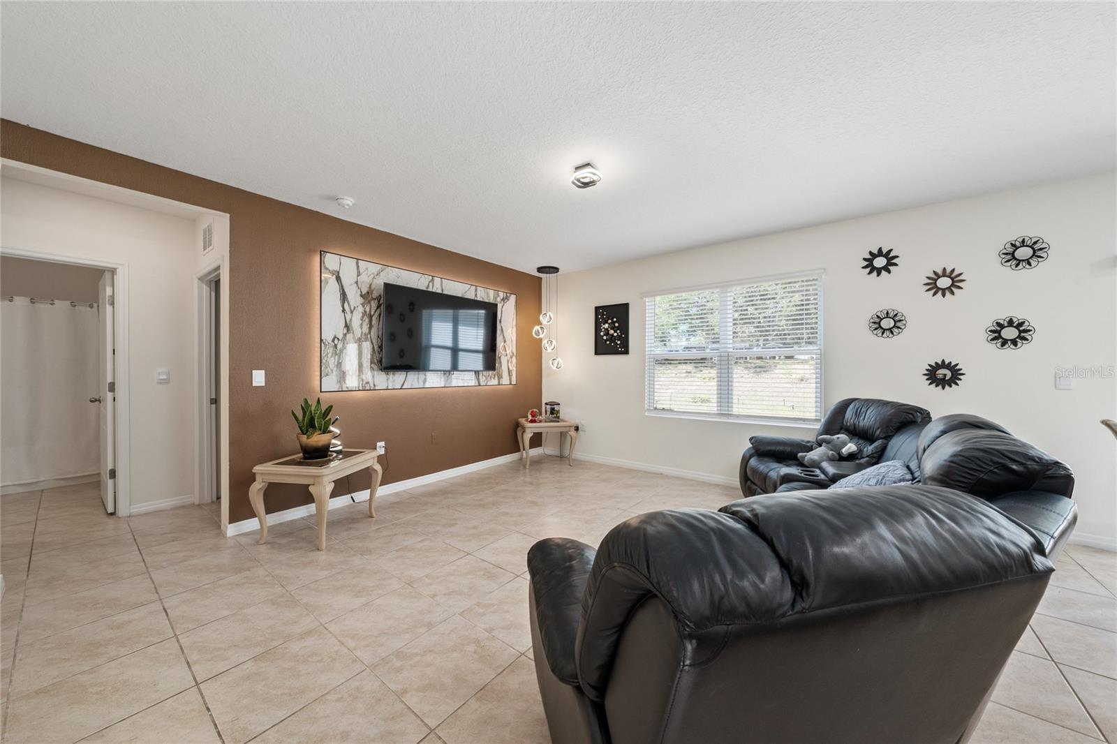 CASCADES PH 2 - Residential