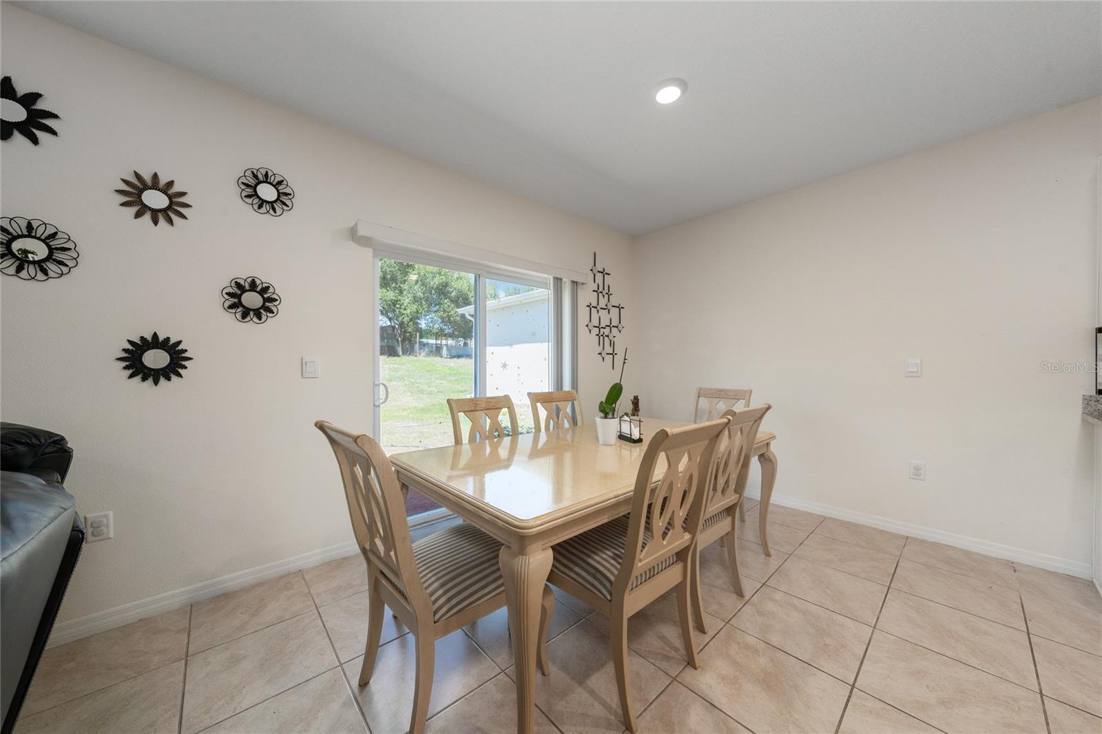 CASCADES PH 2 - Residential