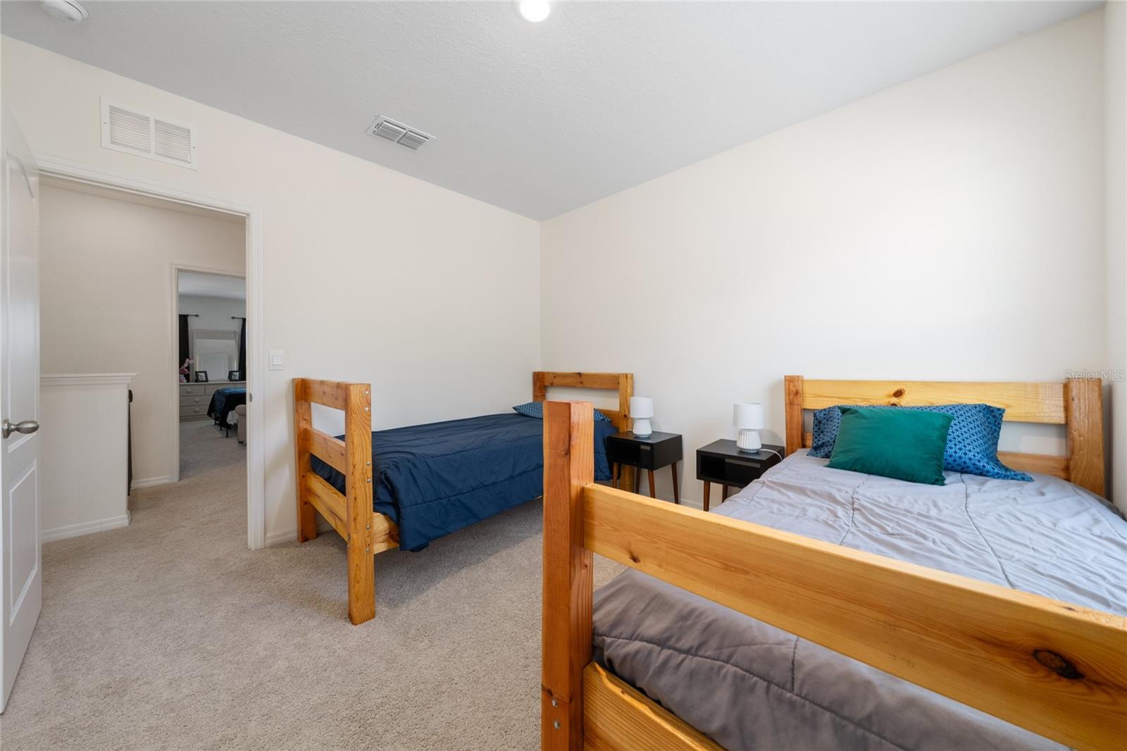 CASCADES PH 2 - Residential