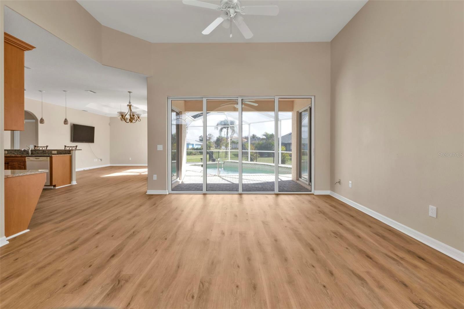 2262 RIO DE JANEIRO AVENUE