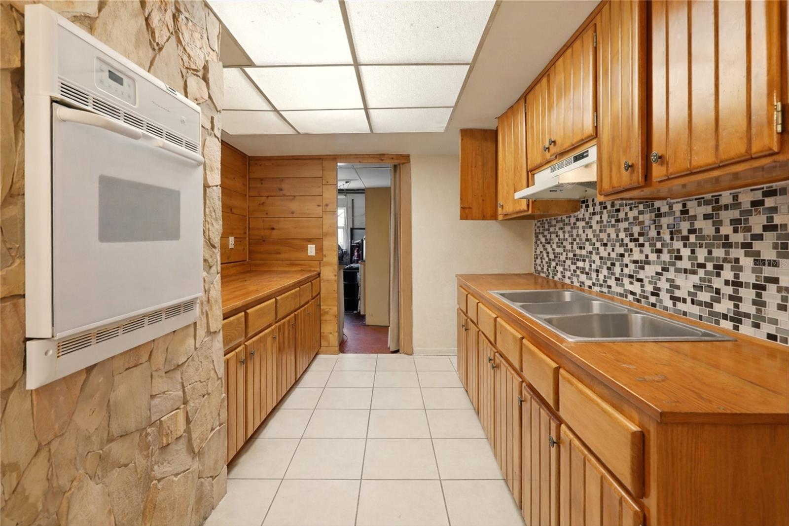 WOODLAWN TERRACE SUB - Residential