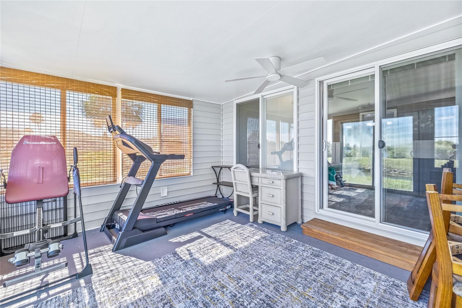 GOLDEN BAY COLONY PH 01 - Residential