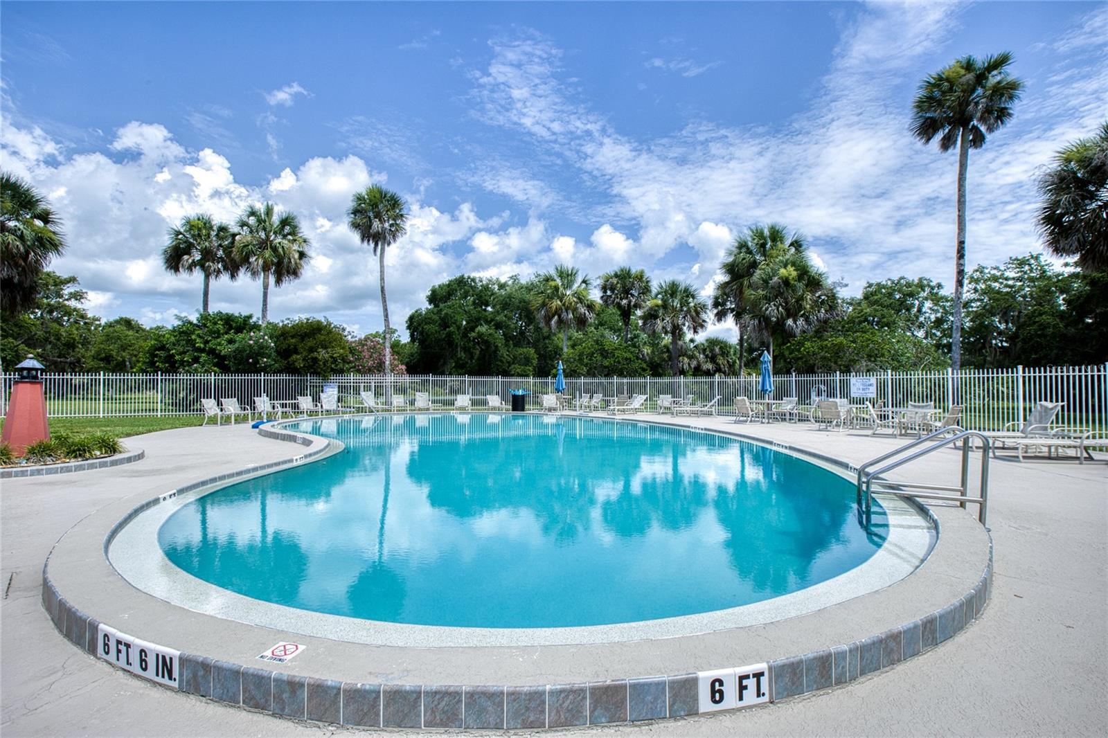 GOLDEN BAY COLONY PH 01 - Residential