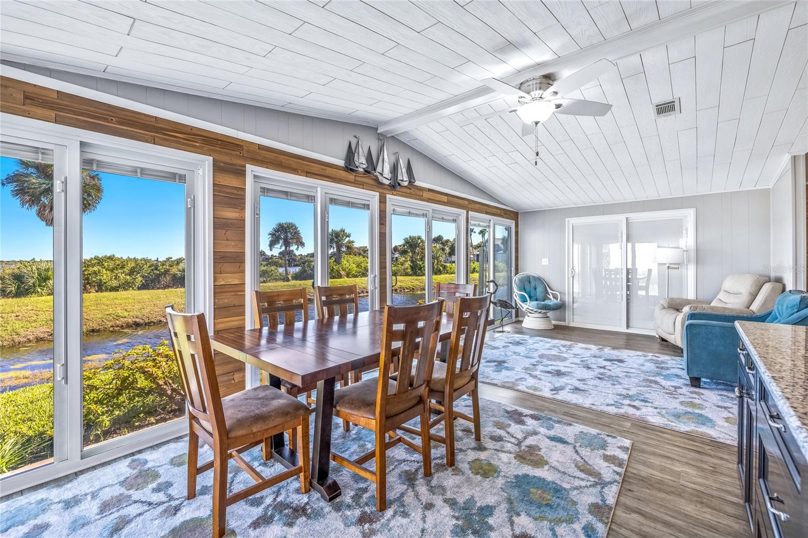 GOLDEN BAY COLONY PH 01 - Residential