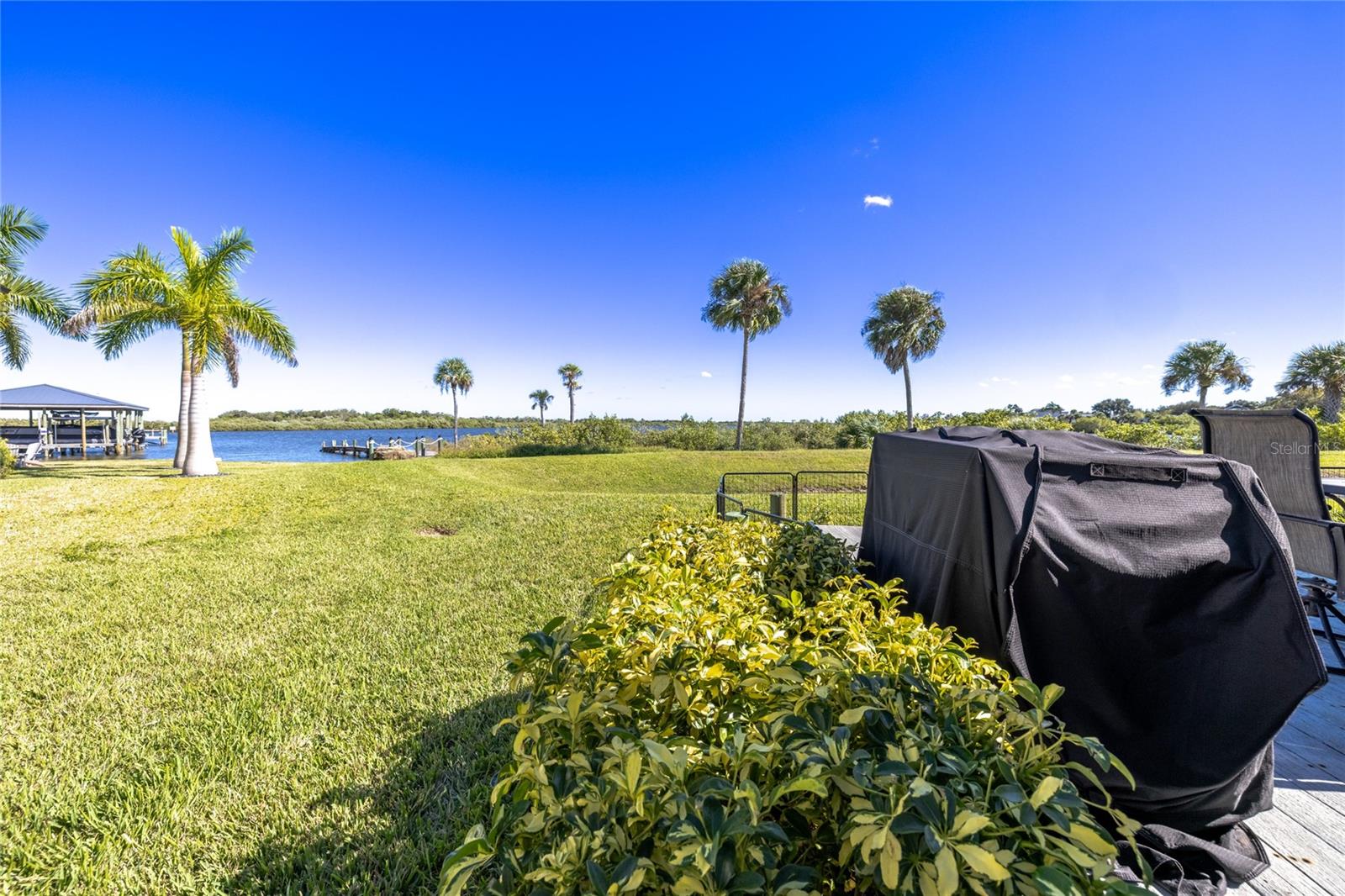 GOLDEN BAY COLONY PH 01 - Residential