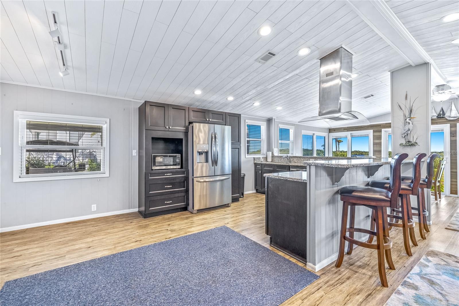 GOLDEN BAY COLONY PH 01 - Residential