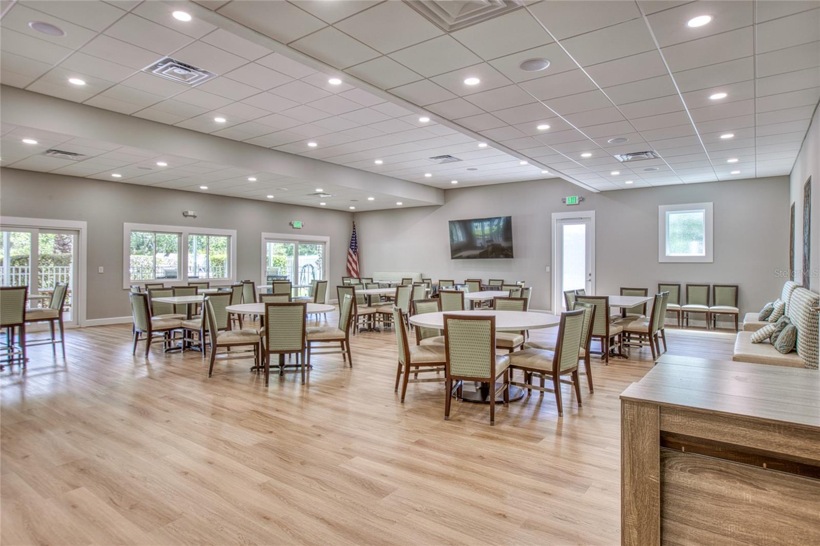 GOLDEN BAY COLONY PH 01 - Residential