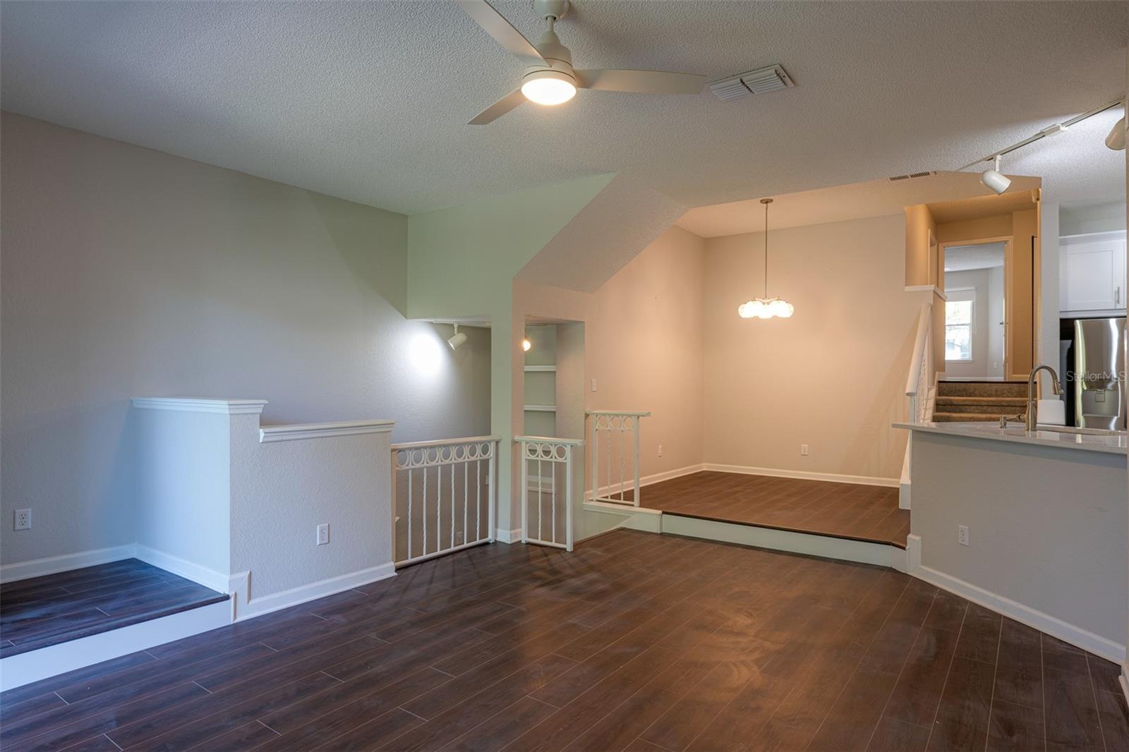 ISLAND PLACE A CONDO - Residential Lease