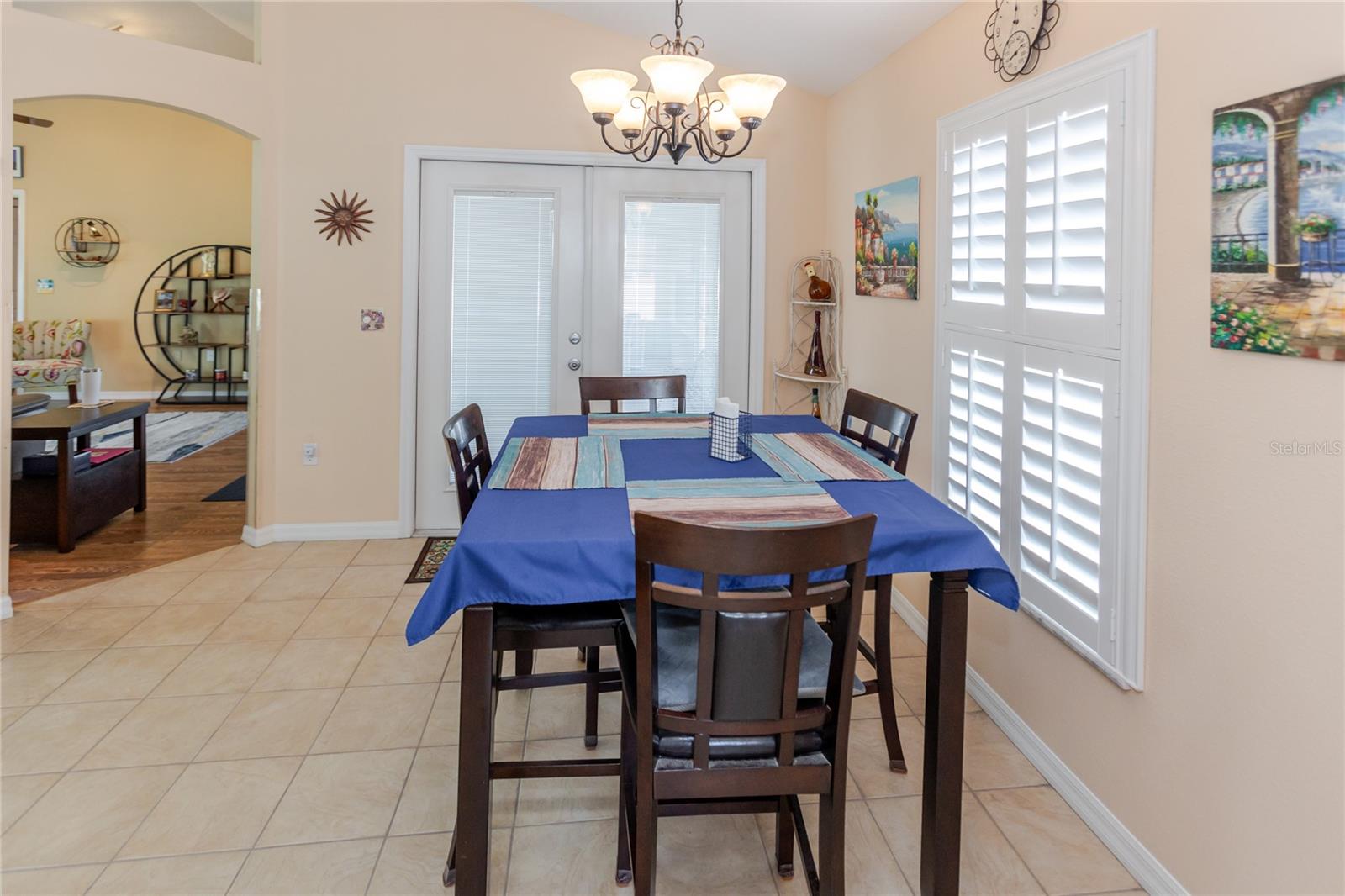 SPRING HILL - Residential