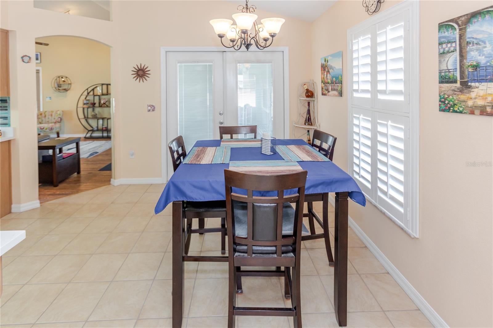 SPRING HILL - Residential