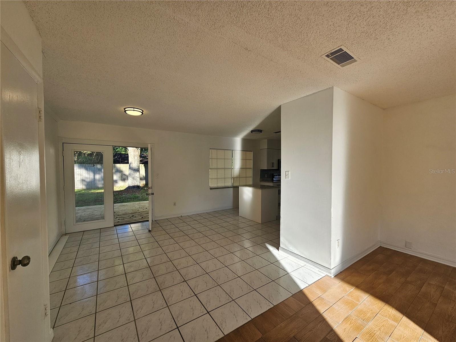 COUNTRY CLUB HEIGHTS UNIT 1 - Residential